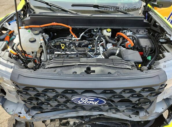 3FTTW8B34SRB48933 2025 FORD MAVERICK Green უკანა სალონის ხედი