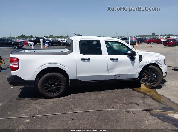 3FTTW8B39TRA82607 2026 FORD MAVERICK White Vista interior trasera