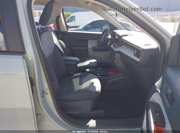 3FTTW8E33PRA56263 2023 FORD MAVERICK Gray Front interior view