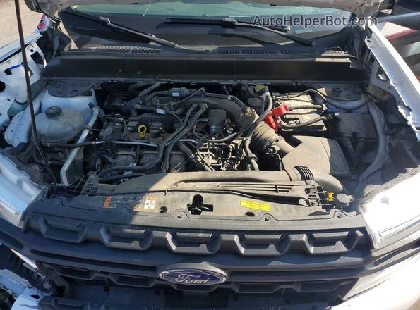 3FTTW8E97NRA59054 2022 FORD MAVERICK White Vista interior trasera