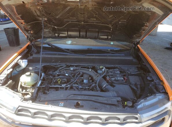 3FTTW8F90NRA46130 2022 FORD MAVERICK Orange Rear interior view