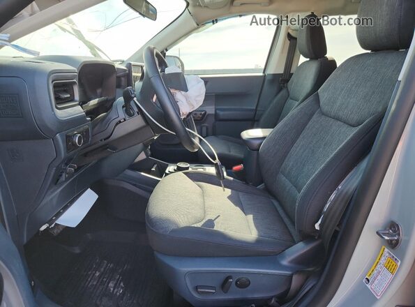 3FTTW8F90PRA46034 2023 FORD MAVERICK Silver Front interior view