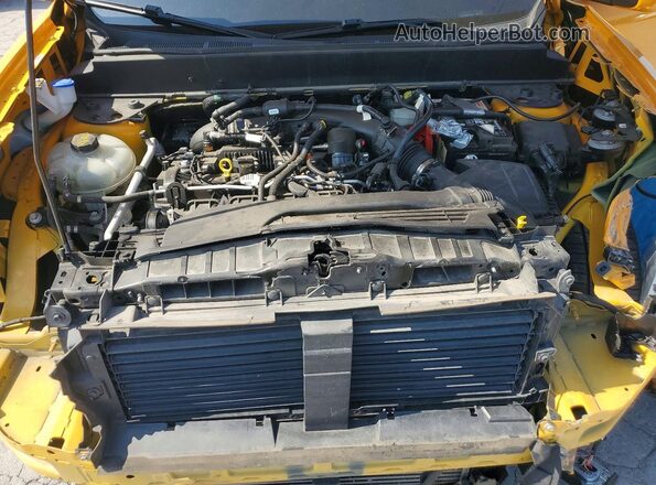 3FTTW8F99NRA05608 2022 FORD MAVERICK Желтый Вид задней части салона