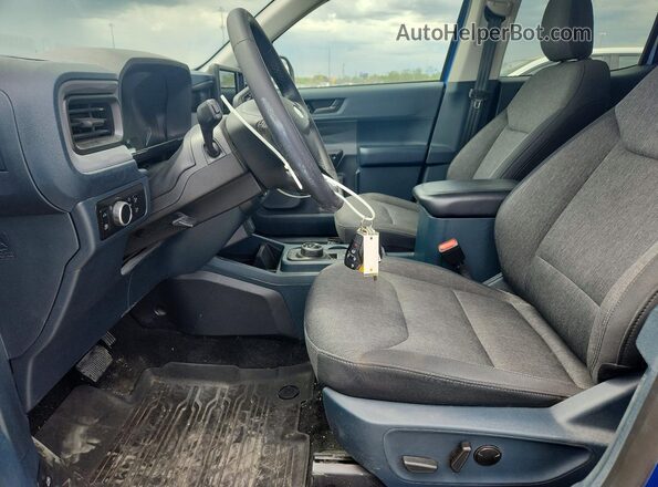 3FTTW8H31RRA39444 2024 FORD MAVERICK Blue Front interior view