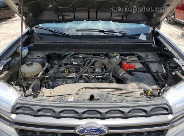 3FTTW8H94RRA93759 2024 FORD MAVERICK Gray Widok wnętrza z tyłu