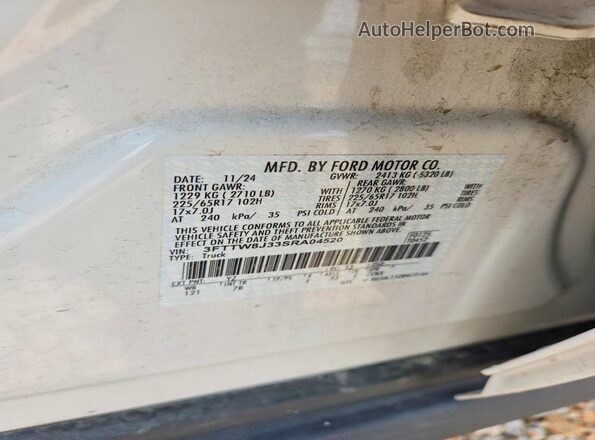 3FTTW8J33SRA04520 2025 FORD MAVERICK White Vista del compartimento del motor