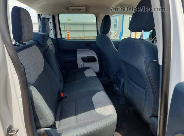 3FTTW8J33SRA04520 2025 FORD MAVERICK White Vista de los asientos traseros
