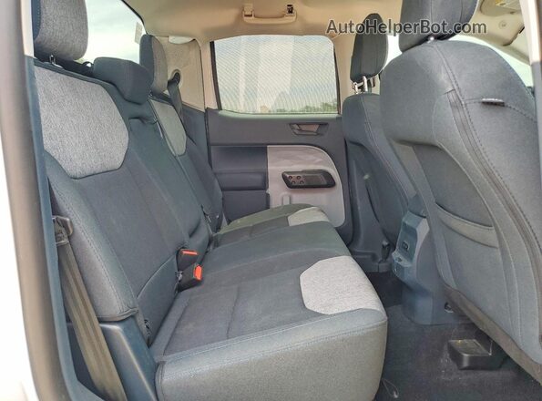 3FTTW8JA3SRA00918 2025 FORD MAVERICK Green Vista de los asientos traseros