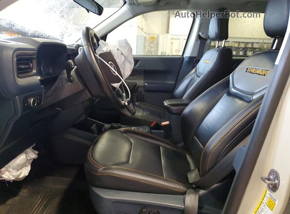 3FTTW8R95RRA95647 2024 FORD MAVERICK Бежевый Вид салона спереди