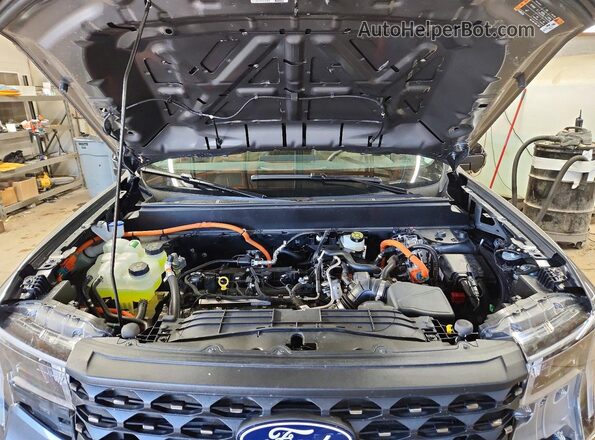 3FTTW8S37TRA18002 2026 FORD MAVERICK Серый Вид задней части салона