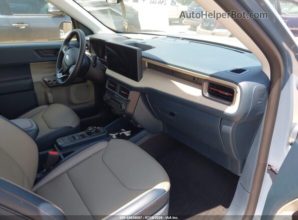 3FTTW8S39TRA40972 2026 FORD MAVERICK Light Blue Вид салону спереду