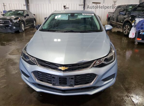 3G1BE6SM6HS581448 2017 CHEVROLET CRUZE Silver Widok z przodu