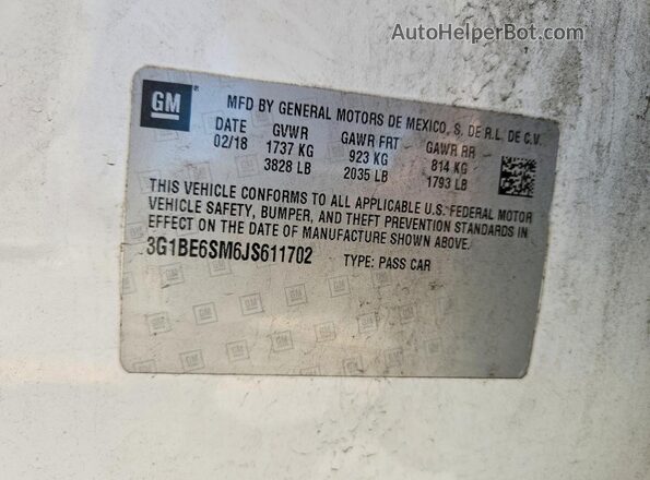 3G1BE6SM6JS611702 2018 CHEVROLET CRUZE White Engine compartment view