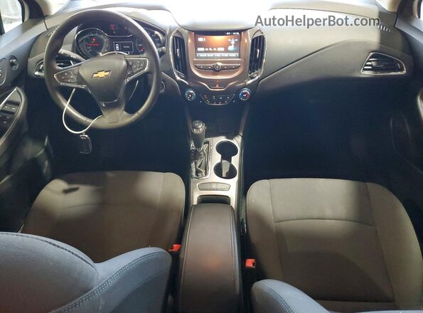 3G1BE6SM7JS640013 2018 CHEVROLET CRUZE Silver Dashboard view