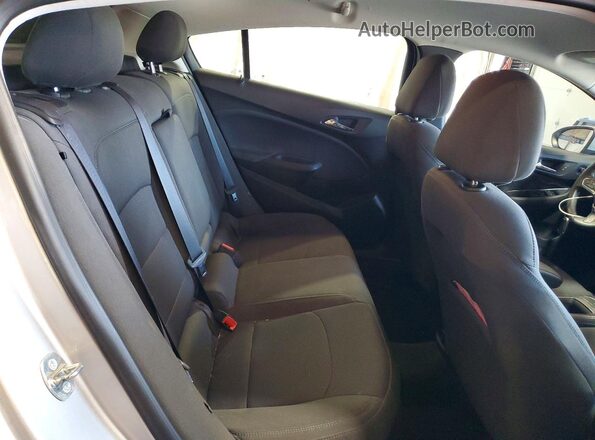 3G1BE6SM7JS640013 2018 CHEVROLET CRUZE Silver Rear seats view