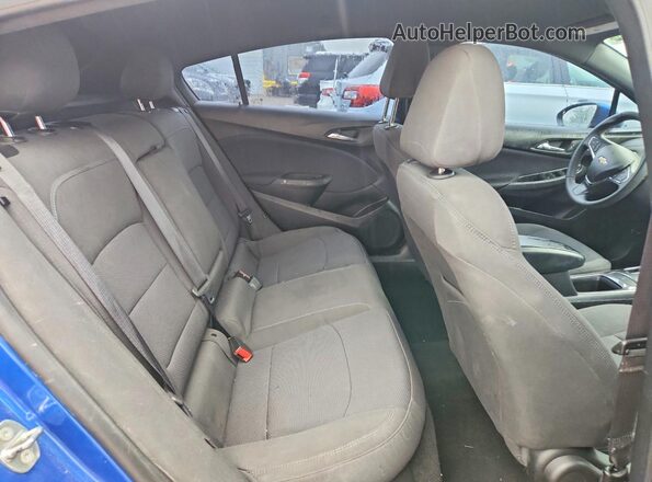 3G1BE6SM8JS525100 2018 CHEVROLET CRUZE Blue Widok tylnych siedzeń