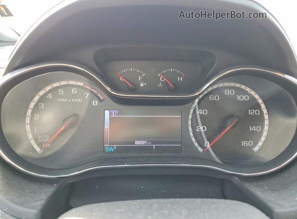 3G1BE6SM8JS603116 2018 CHEVROLET CRUZE Charcoal ხელსაწყოთა პანელის ხედი