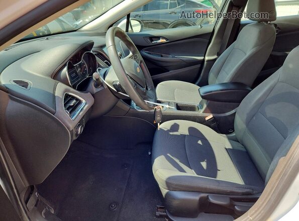 3G1BE6SM8JS651313 2018 CHEVROLET CRUZE White Widok wnętrza z przodu