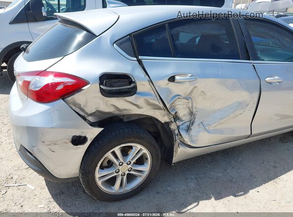 3G1BE6SMXJS531030 2018 CHEVROLET CRUZE Silver Դիմացի տեսք
