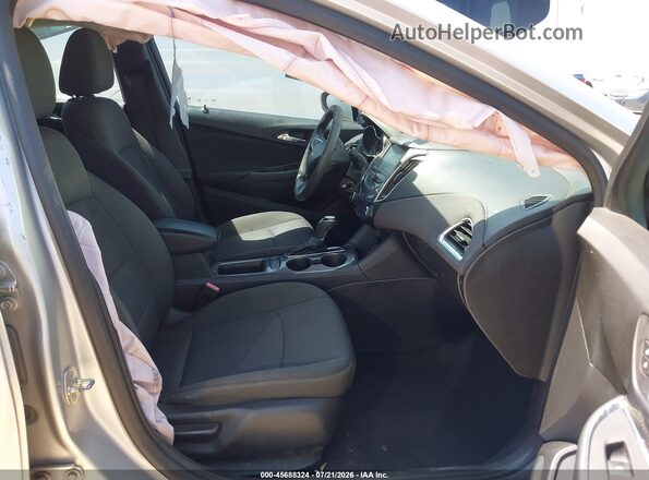 3G1BE6SMXJS531030 2018 CHEVROLET CRUZE Silver Սալոնի դիմացի տեսք