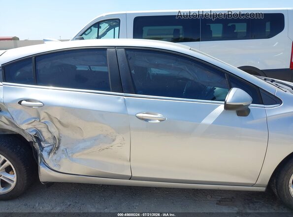 3G1BE6SMXJS531030 2018 CHEVROLET CRUZE Silver Սալոնի 360 աստիճան տեսք