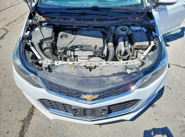 3G1BE6SMXJS546286 2018 CHEVROLET CRUZE White Engine compartment view