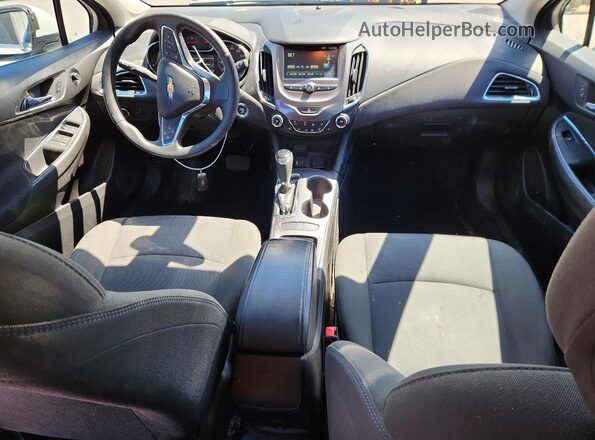 3G1BE6SMXJS546286 2018 CHEVROLET CRUZE White Dashboard view