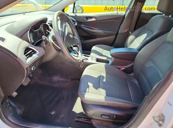 3G1BE6SMXJS546286 2018 CHEVROLET CRUZE White Front interior view