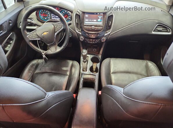 3G1BF6SM0JS608663 2018 CHEVROLET CRUZE Угольный Вид панели приборов