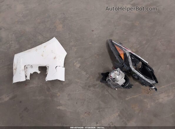 3G1BF6SM4KS552146 2019 CHEVROLET CRUZE White Instrument cluster view