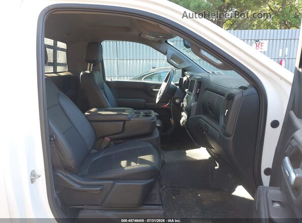 3GCNWAEF2LG209876 2020 CHEVROLET SILVERADO Белый Вид салона спереди