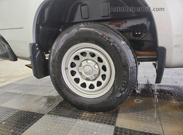 3GCNYAEF8LG180720 2020 CHEVROLET SILVERADO Серебряный 