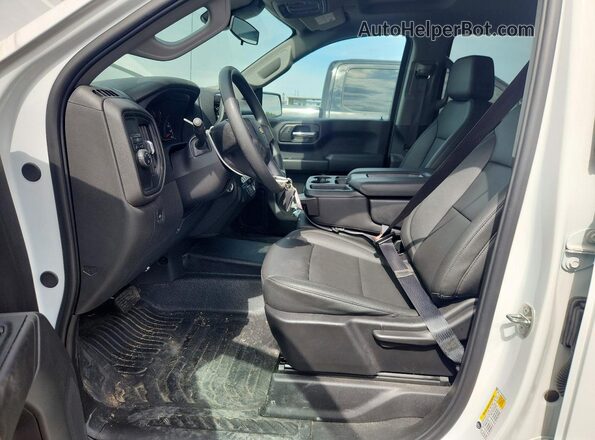3GCPAAEK5RG267543 2024 CHEVROLET SILVERADO White Widok wnętrza z przodu