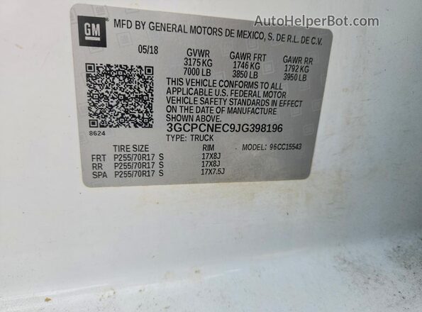 3GCPCNEC9JG398196 2018 CHEVROLET SILVERADO White Widok komory silnika
