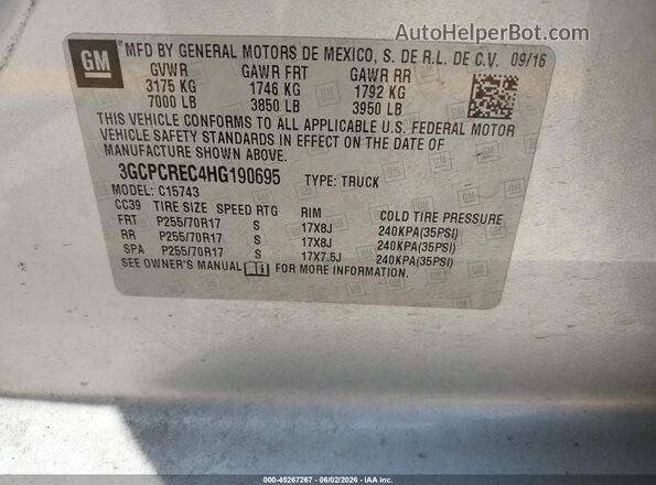 3GCPCREC4HG190695 2017 CHEVROLET SILVERADO Silver ძრავის განყოფილების ხედი