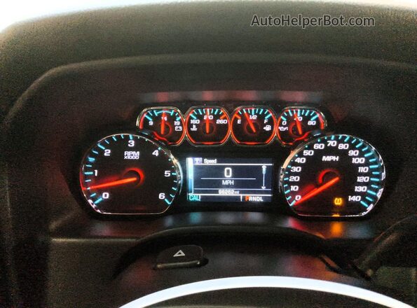 3GCPCREC8JG136550 2018 CHEVROLET SILVERADO Red Սարքավորումների վահանակի տեսք