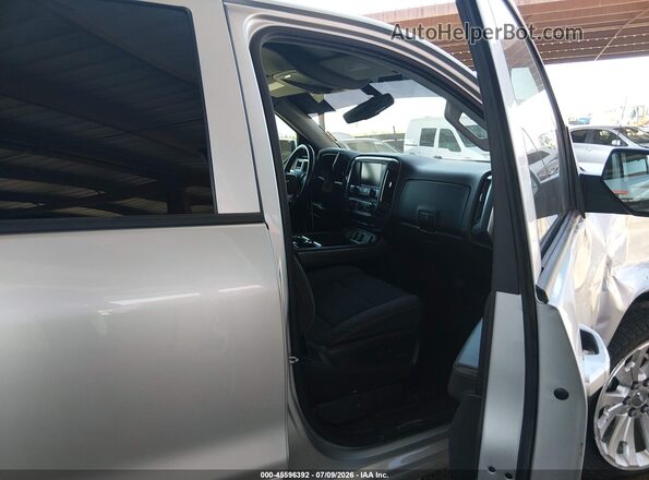 3GCPCREC9JG281161 2018 CHEVROLET SILVERADO Silver Widok wnętrza z przodu
