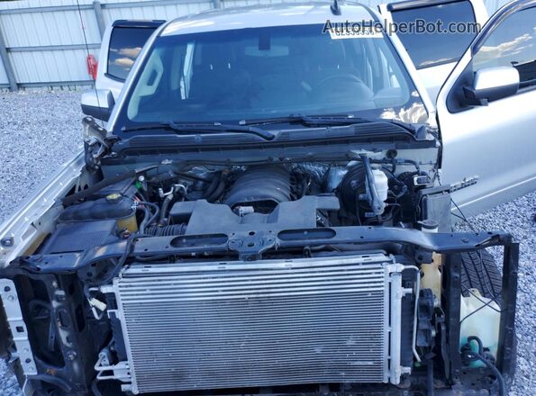 3GCPCRECXJG124934 2018 CHEVROLET SILVERADO Silver Вид задньої частини салону