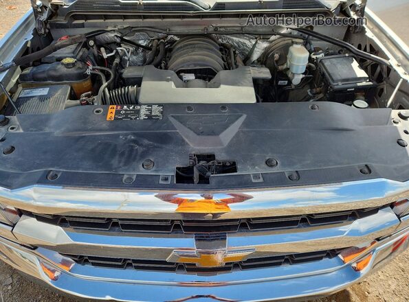 3GCPCRECXJG214133 2018 CHEVROLET SILVERADO Silver Rear interior view