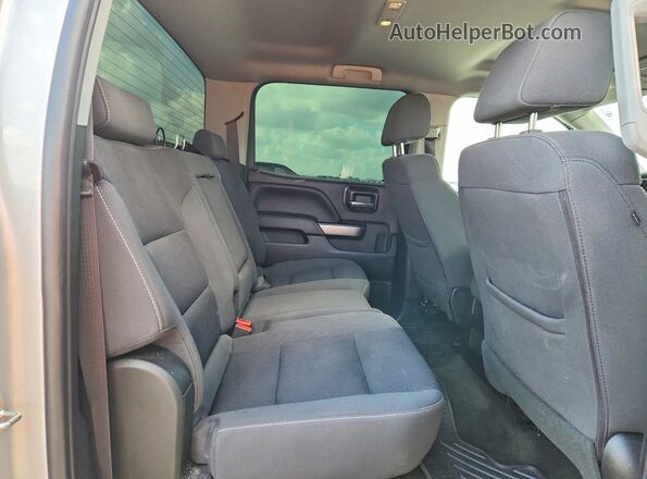 3GCPCRECXJG214133 2018 CHEVROLET SILVERADO Silver Rear seats view