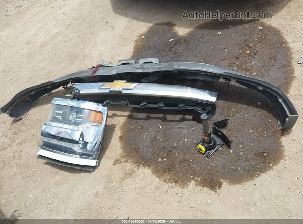 3GCPCSECXJG265168 2018 CHEVROLET SILVERADO White წინა პანელის ხედი