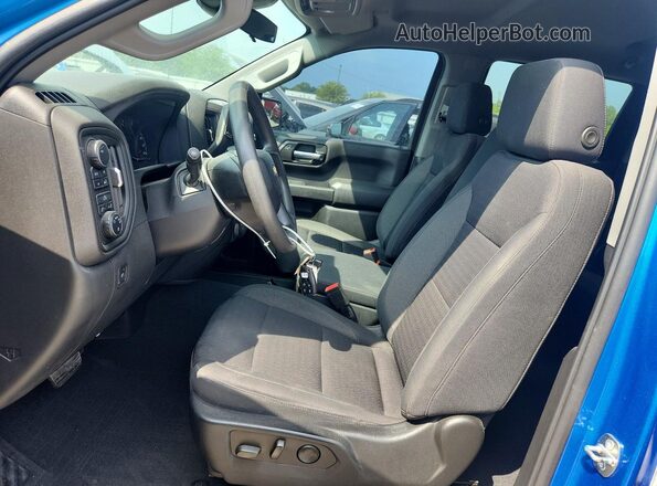 3GCPDBEK4NG533335 2022 CHEVROLET SILVERADO Синий Вид салона спереди