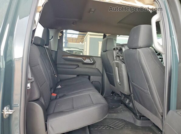 3GCPKFEK5TG210678 2026 CHEVROLET SILVERADO Gray Rear seats view