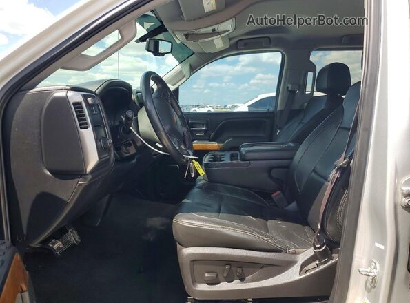 3GCUCSEC2GG377104 2016 CHEVROLET SILVERADO Gray Widok wnętrza z przodu