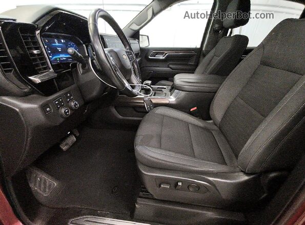 3GCUDDE84PG131109 2023 CHEVROLET SILVERADO Темно-бордовый Вид салона спереди