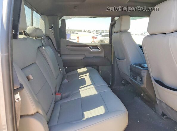 3GCUDFED3RG236770 2024 CHEVROLET SILVERADO Серебряный Вид задних сидений