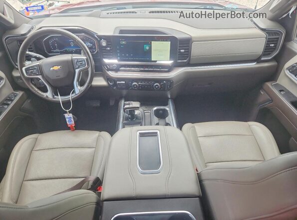 3GCUDGEL1NG524522 2022 CHEVROLET SILVERADO Red Widok deski rozdzielczej