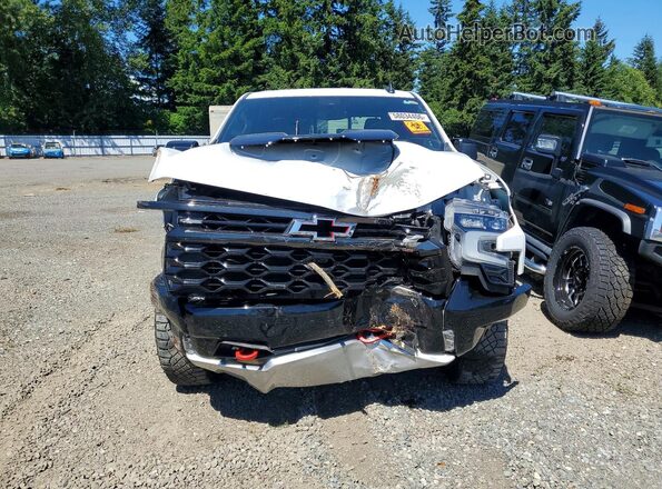 3GCUDHE8XRG178879 2024 CHEVROLET SILVERADO White Front view