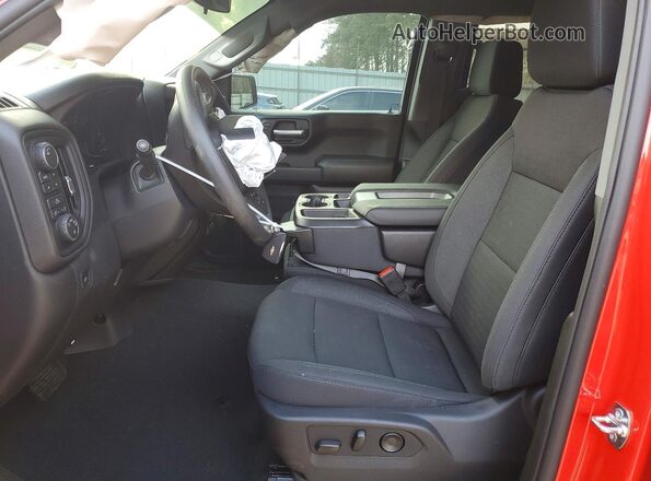 3GCUKCEDXTG206984 2026 CHEVROLET SILVERADO Красный Вид салона спереди