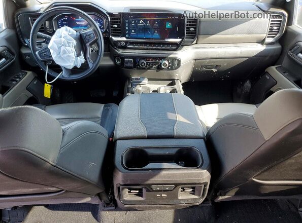 3GCUKHEL4SG113140 2025 CHEVROLET SILVERADO Черный Вид панели приборов